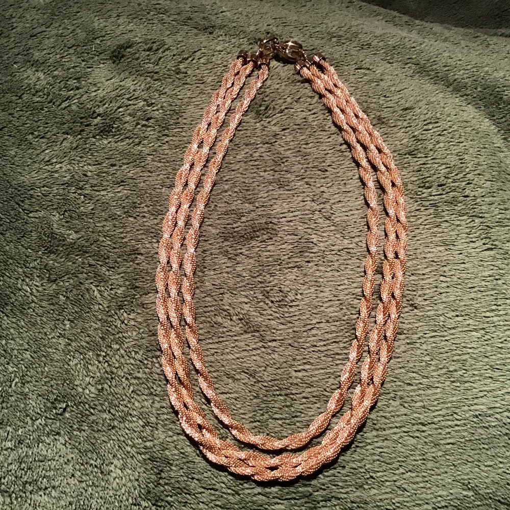VINTAGE THREE TWISTED STRANDS GOLD TONED CHOKER NECKLACE